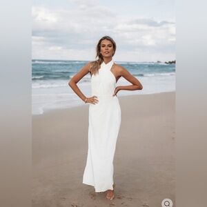 💕NEW💕 Betsy Halterneck Maxi Dress